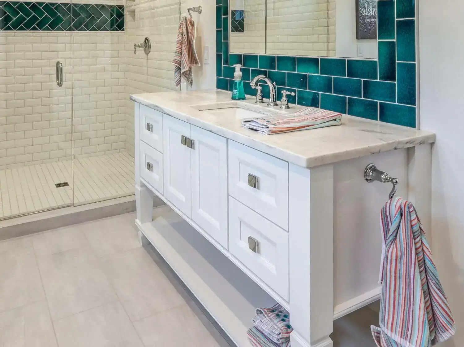 Free Standing Bathroom Vanity